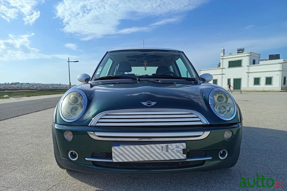 2005' MINI Coupé photo #1