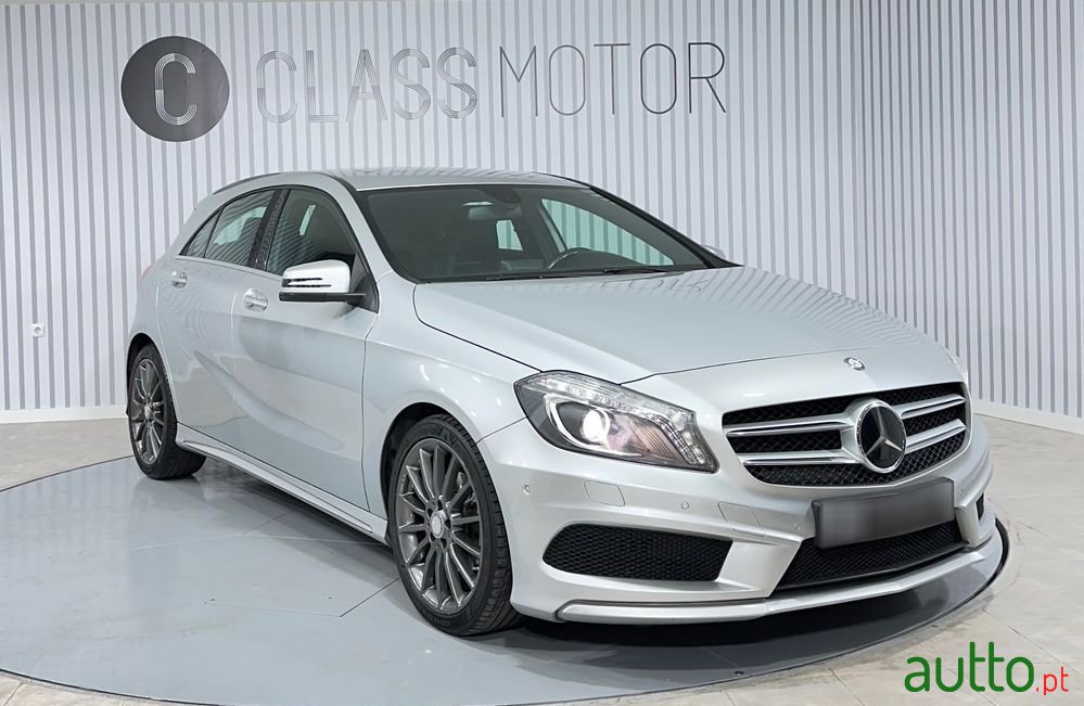 2015' Mercedes-Benz Classe A photo #3