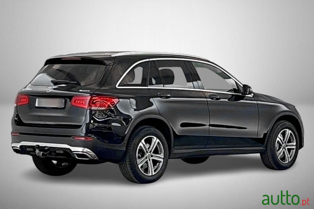 2021' Mercedes-Benz Classe Glc De 4Matic photo #2