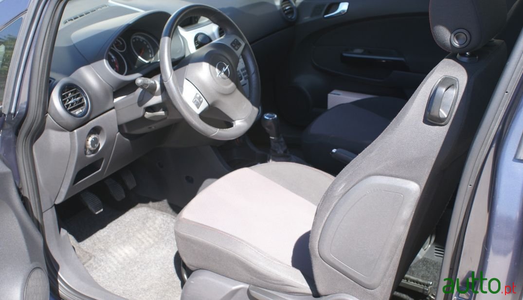 2007' Opel Corsa photo #4