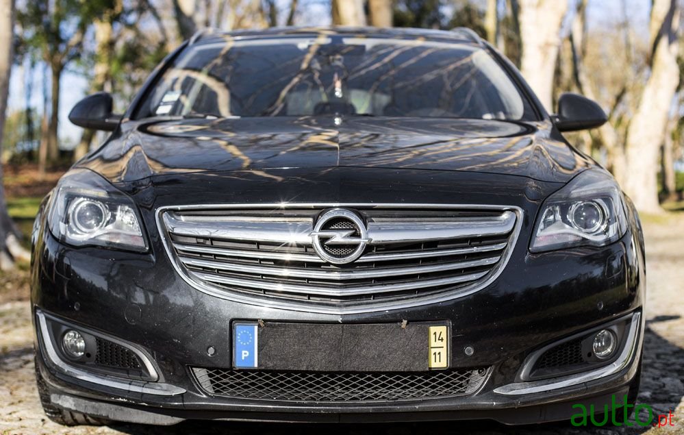 2014' Opel Insignia Sports Tourer photo #4
