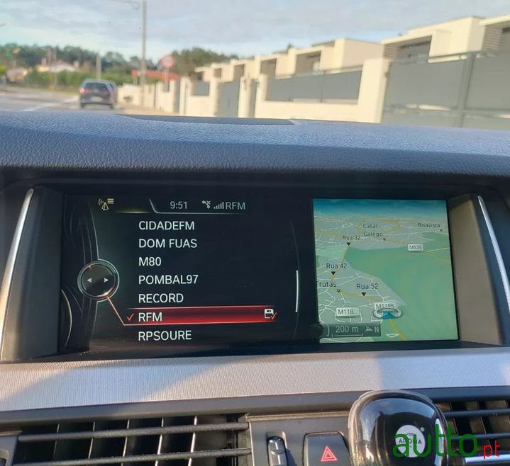 2014' BMW 520 photo #3