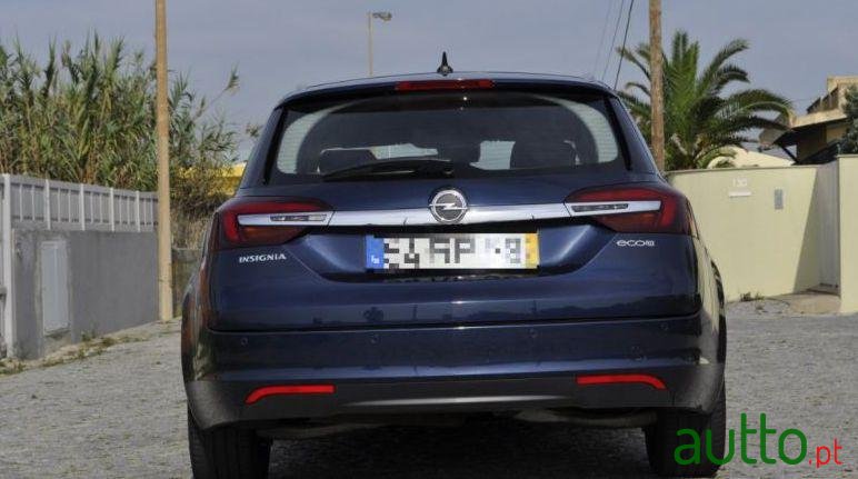 2014' Opel Insignia Sports Tourer photo #1