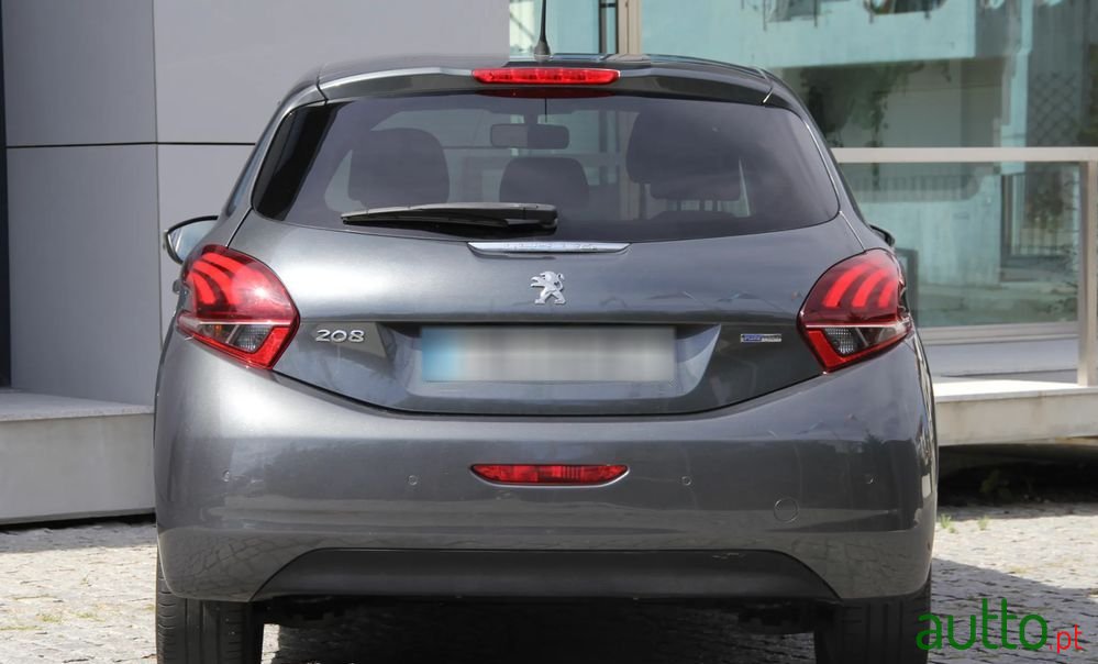 2017' Peugeot 208 1.2 Puretech Style photo #4