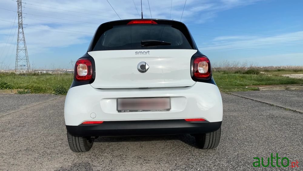 2018' Smart Forfour 1.0 Passion 71 photo #5
