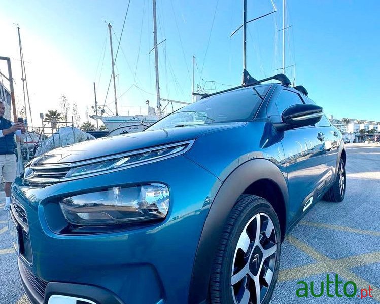 2019' Citroen C4 Cactus 1.5 Bluehdi Shine photo #1