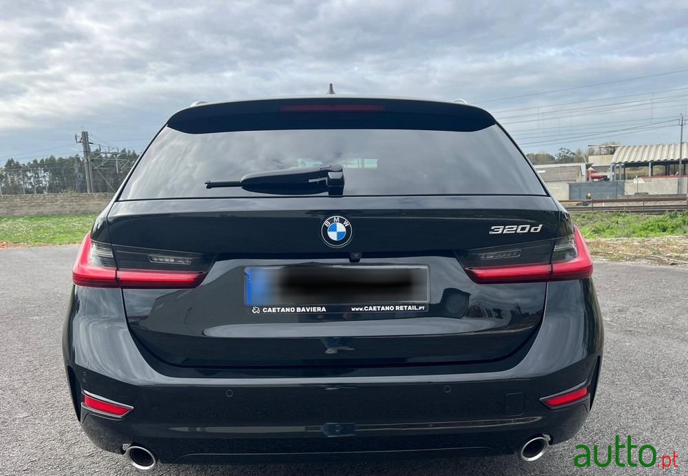 2020' BMW Série 3 photo #3