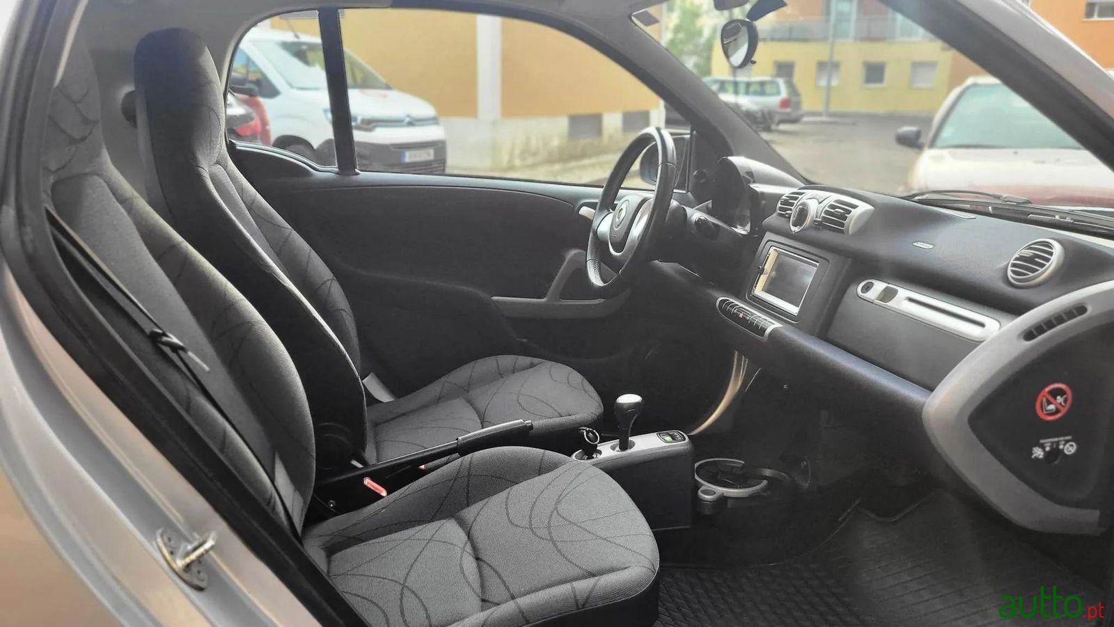 2012' Smart Fortwo photo #2