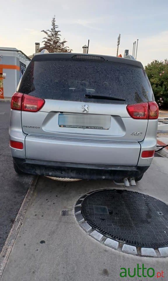 2009' Peugeot 4007 photo #6