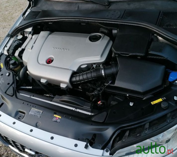 2008' Volvo V70 photo #4