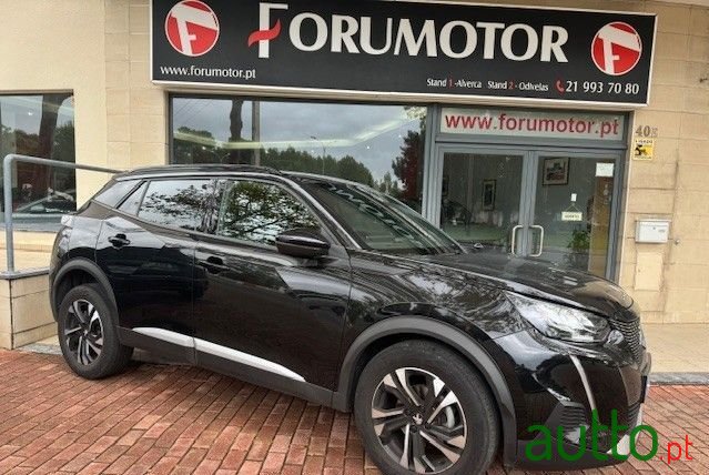 2022' Peugeot 2008 photo #1