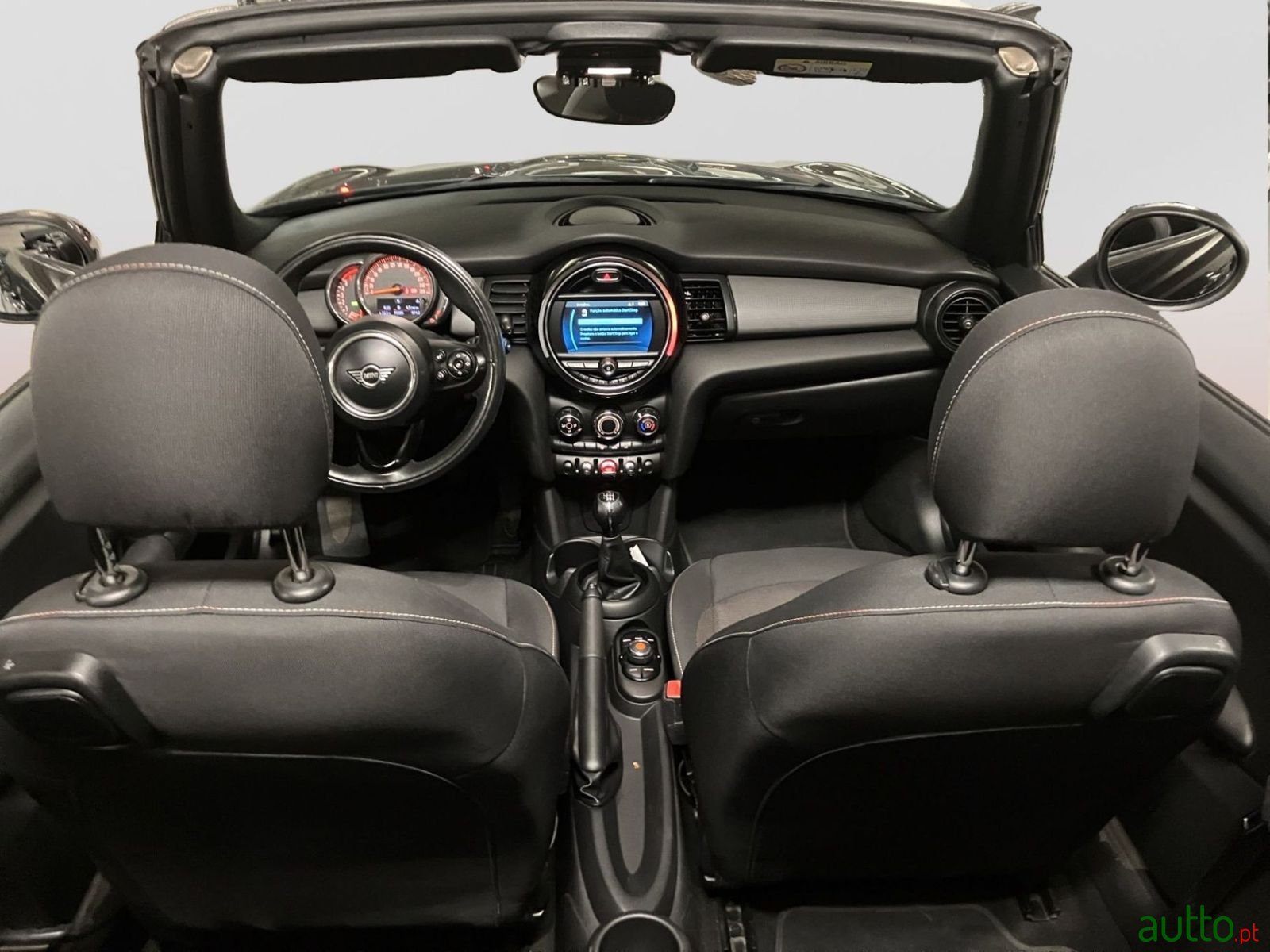 2019' MINI Cabrio photo #6