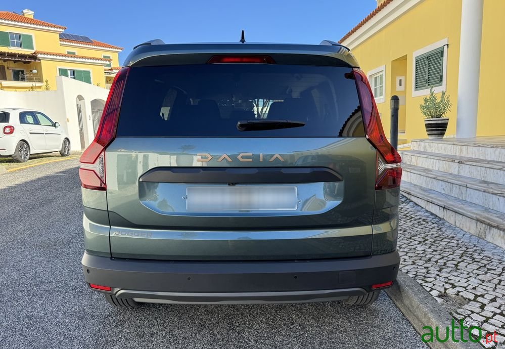 2024' Dacia Jogger photo #2