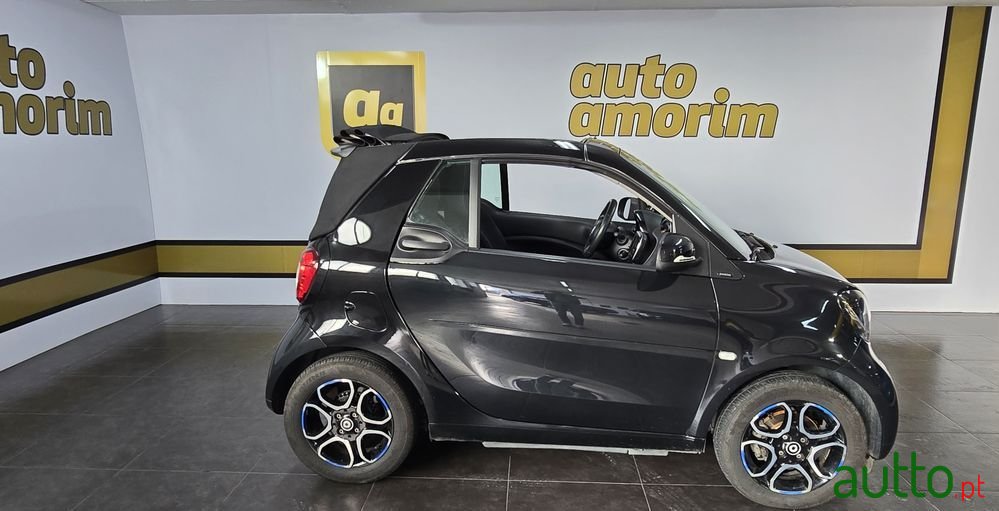 2017' Smart Fortwo photo #4
