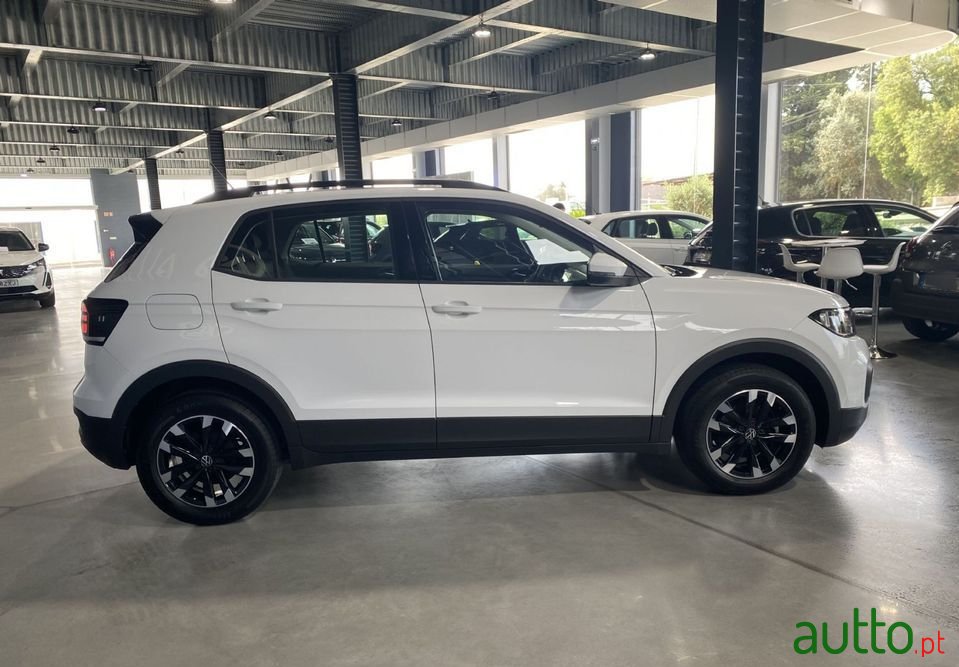 2022' Volkswagen T-Cross photo #5