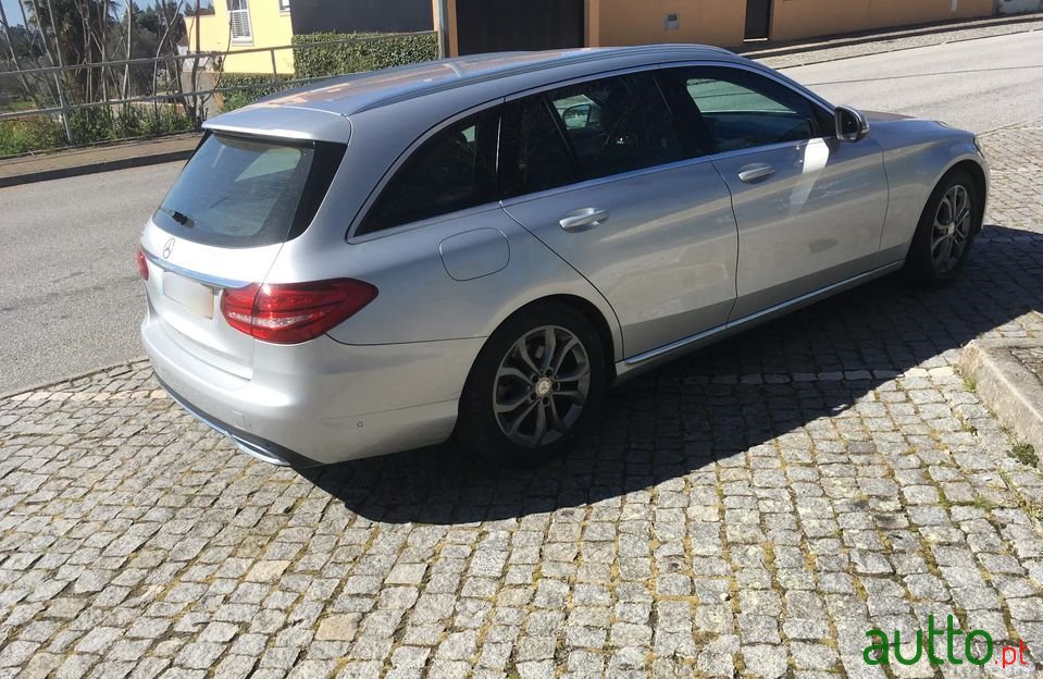 2015' Mercedes-Benz C-220 photo #2