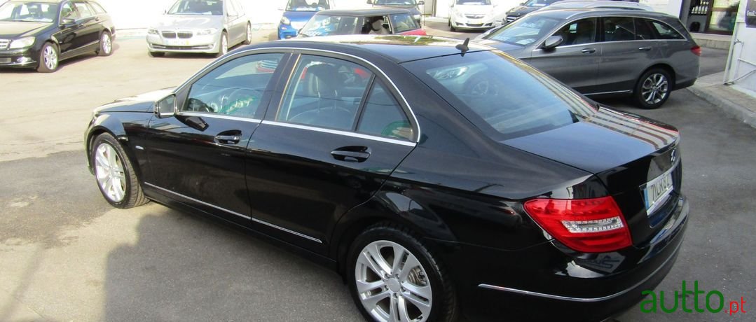 2011' Mercedes-Benz C-180 photo #4