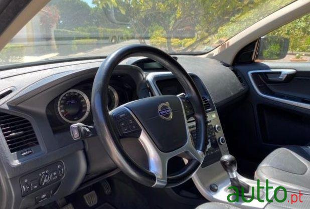 2010' Volvo Xc-60 photo #3