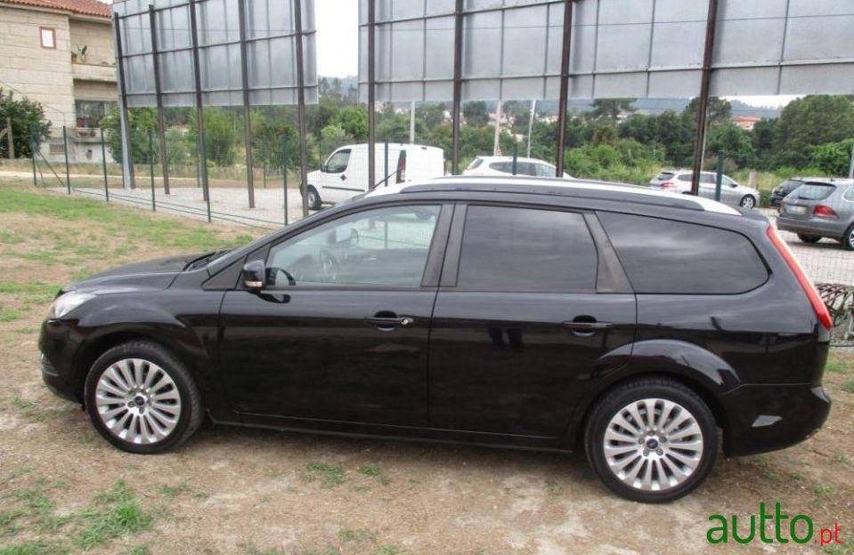 2010' Ford Focus-Sw 1.6 Tdci Titanium photo #1