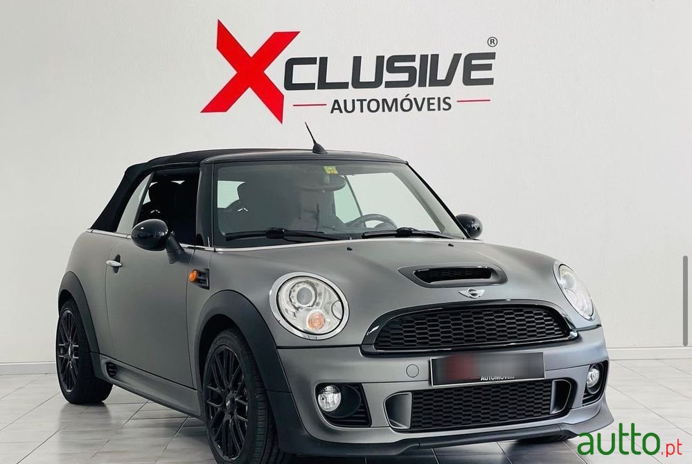 2010' MINI Cooper photo #2