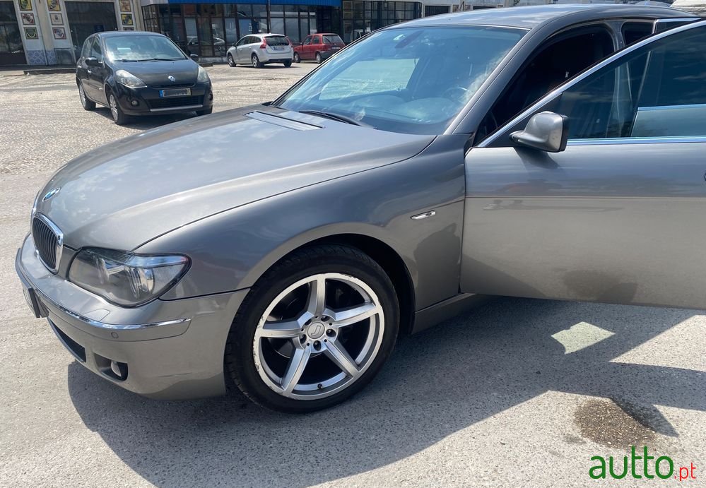 2005' BMW 740 I photo #2