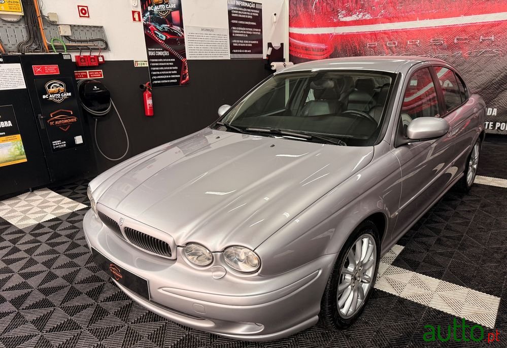 2006' Jaguar X-Type 2.2 D Executive photo #1