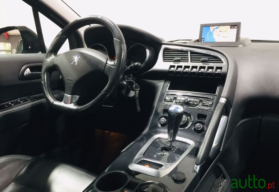 2009' Peugeot 3008 photo #6