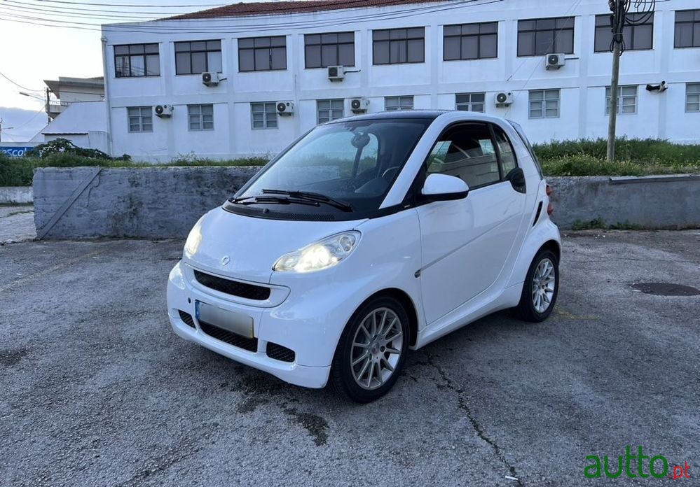 2011' Smart Fortwo photo #1