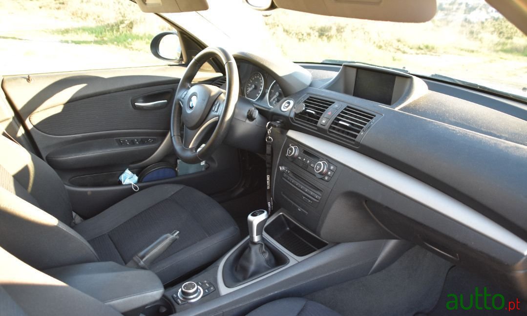 2009' BMW 116 photo #5