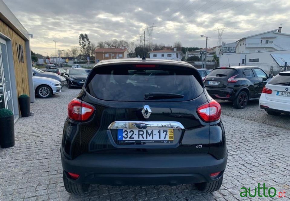 2016' Renault Captur photo #4