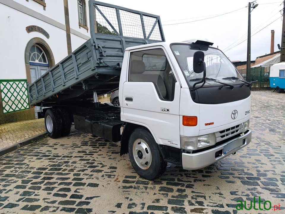 1998' Toyota Dyna photo #1