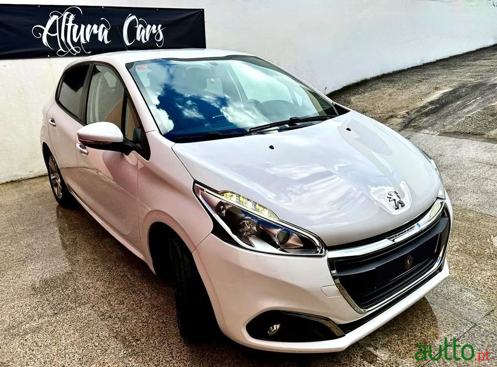 2016' Peugeot 208 photo #3