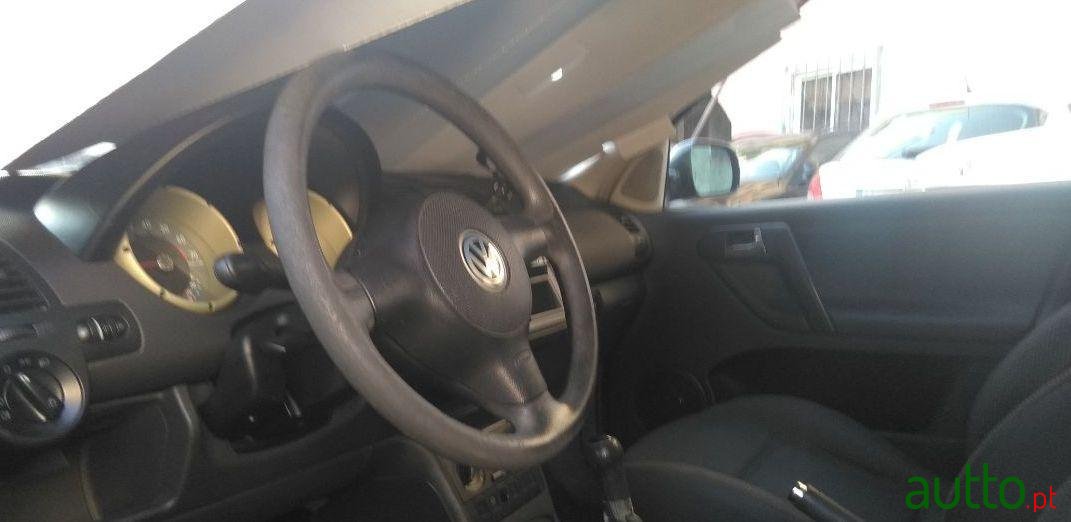 2001' Volkswagen Polo 1.0 Mpi photo #1