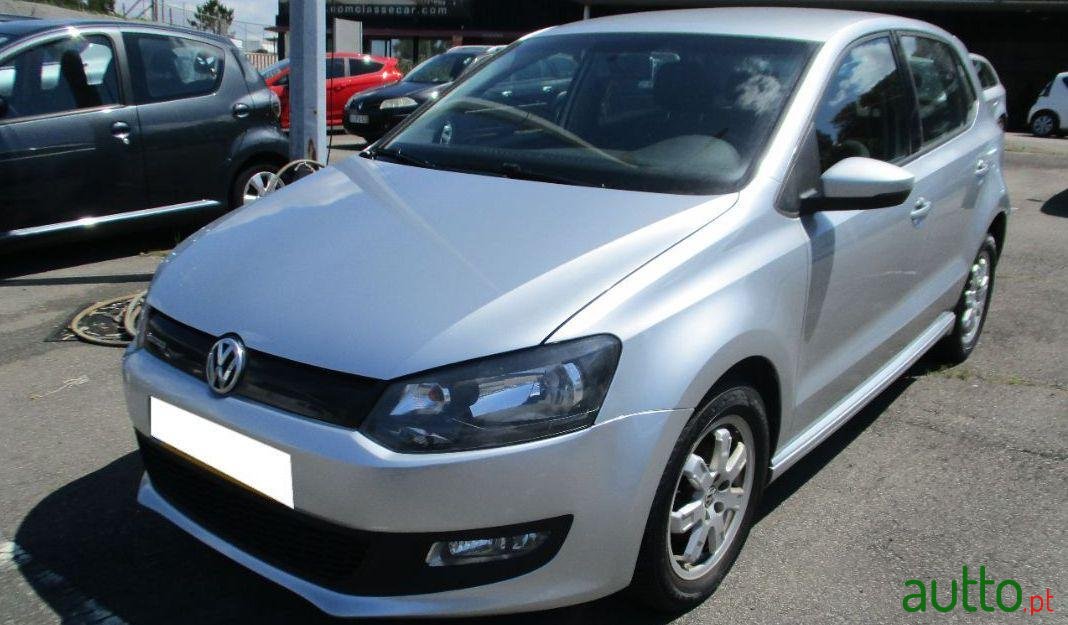 2011' Volkswagen Polo 1.2 Tdi Bluemotion photo #2