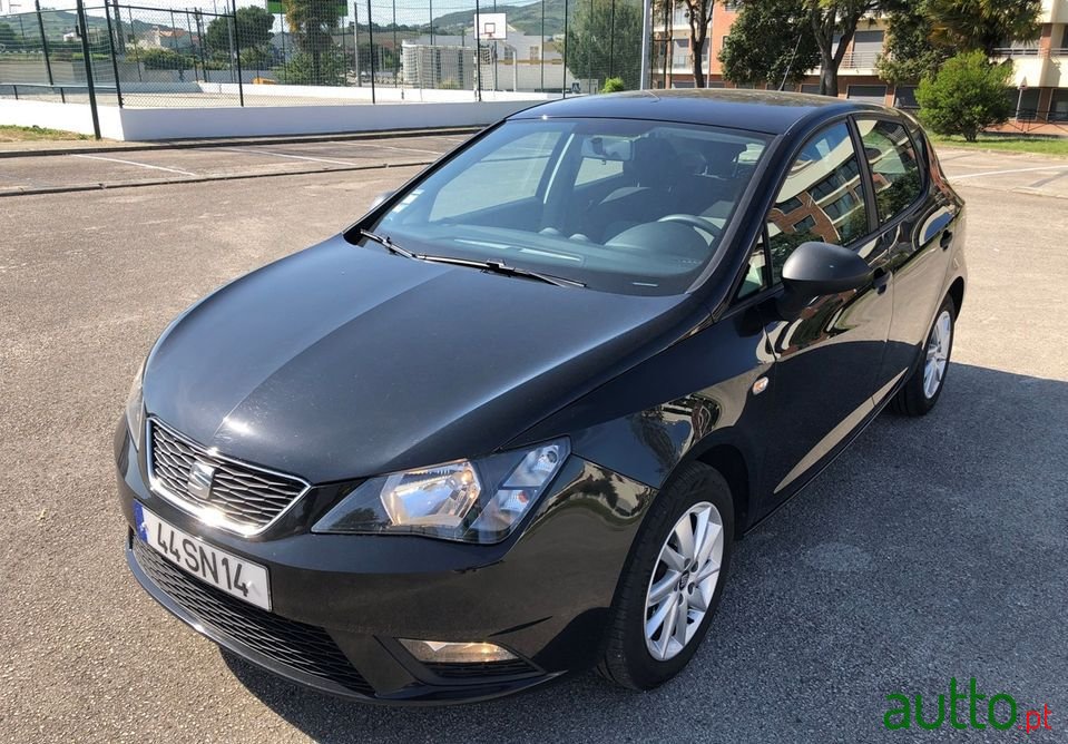 2017' SEAT Ibiza photo #2