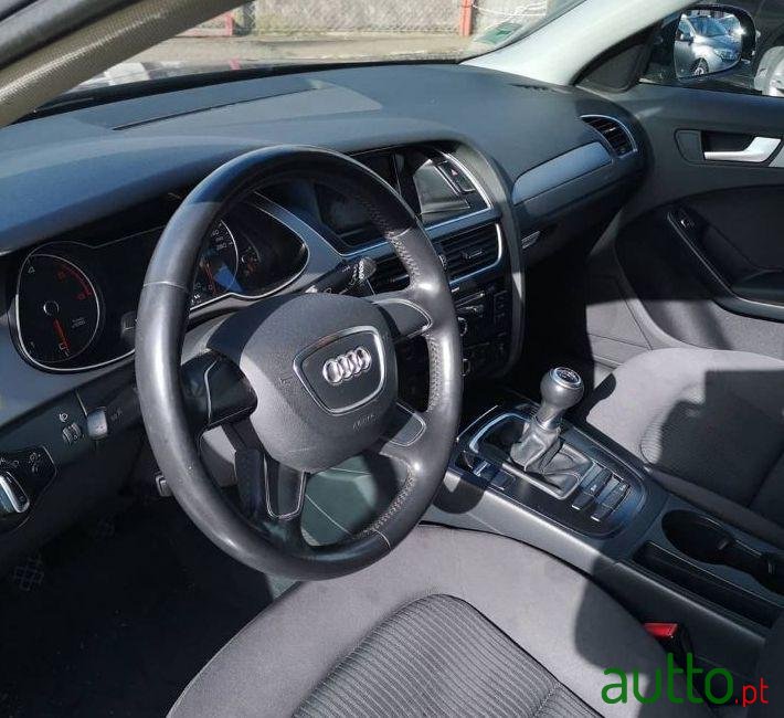 2014' Audi A4 Avant photo #4