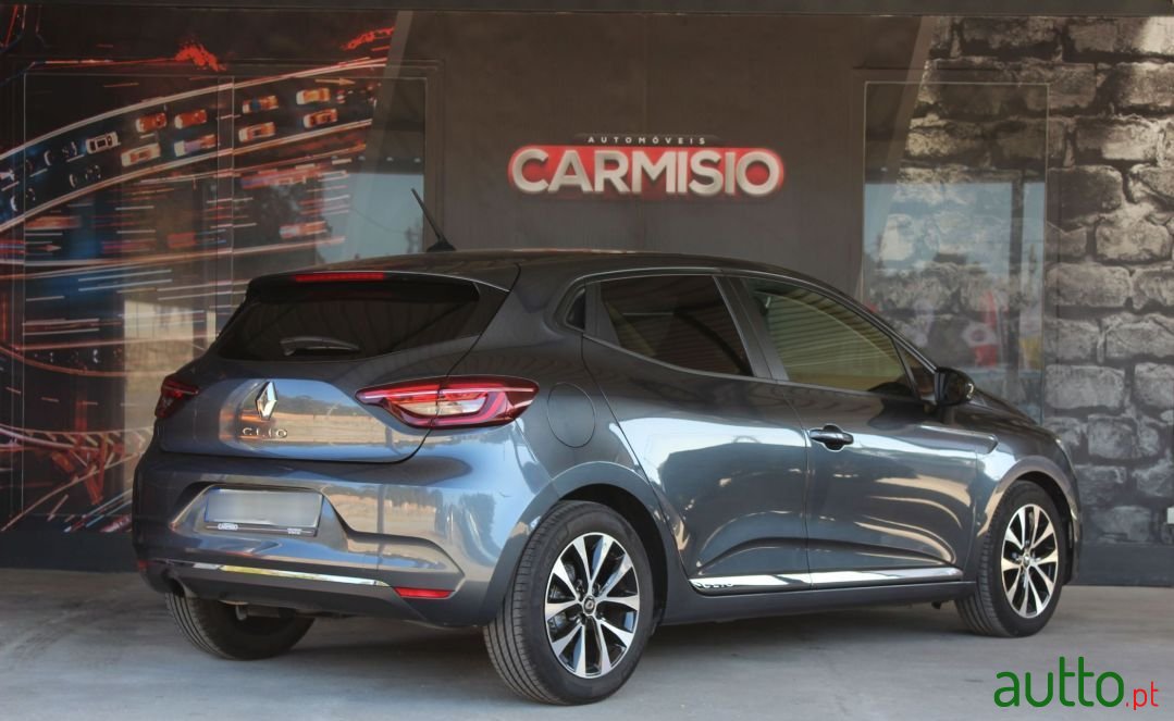 2020' Renault Clio photo #3