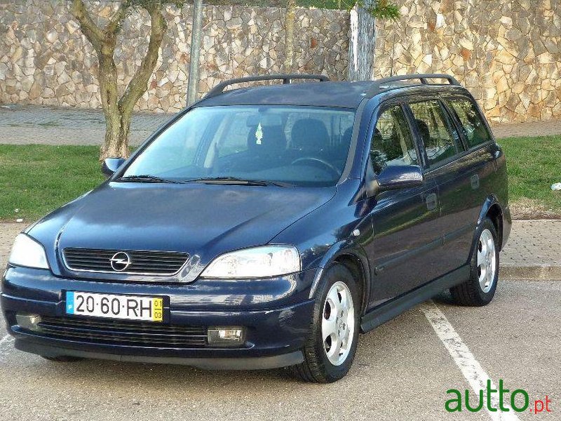 2001' Opel Astra Caravan Elegance photo #1