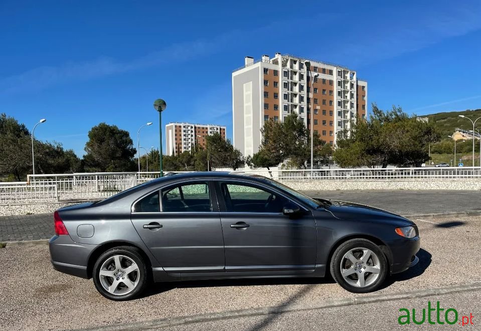 2008' Volvo S80 photo #5