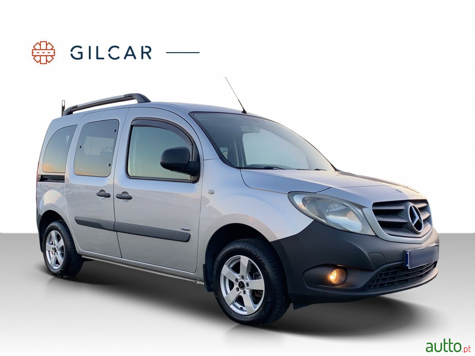 2013' Mercedes-Benz Citan photo #2