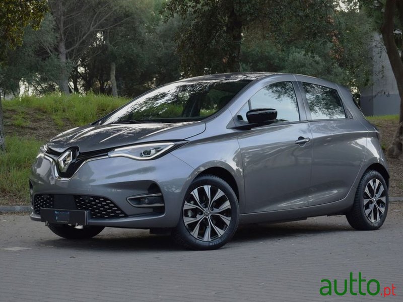 2023' Renault Zoe photo #1