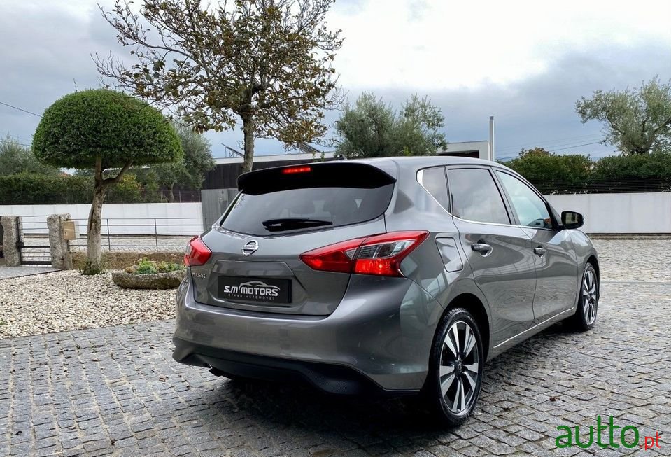 2015' Nissan Pulsar photo #2