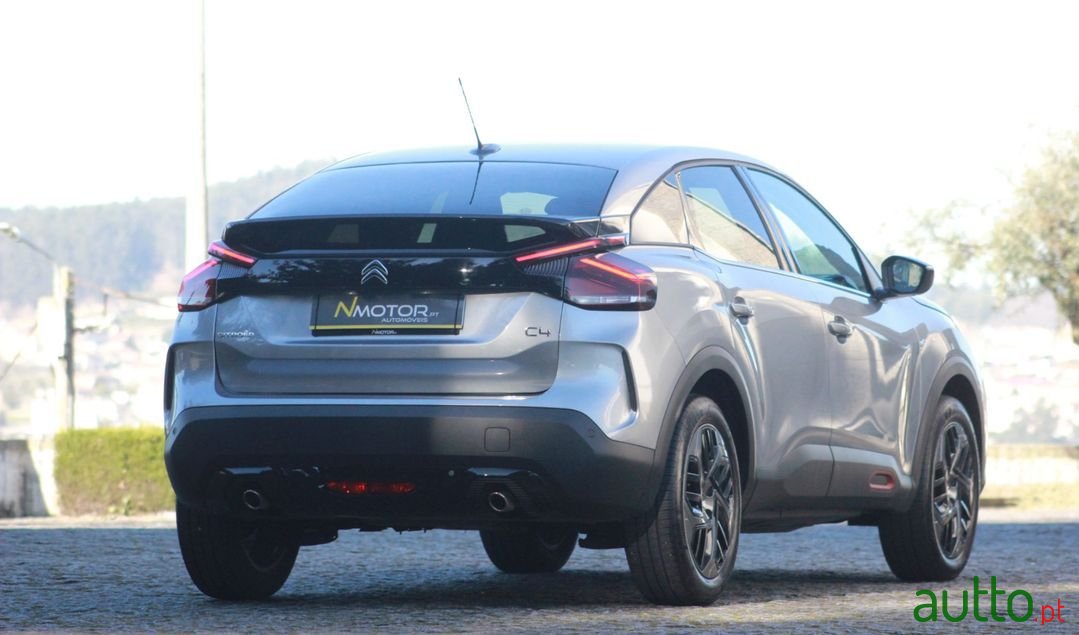 2022' Citroen C4 photo #2