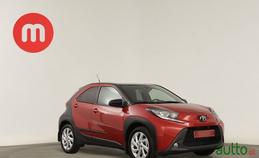 2022' Toyota Aygo X 1.0 Play photo #1