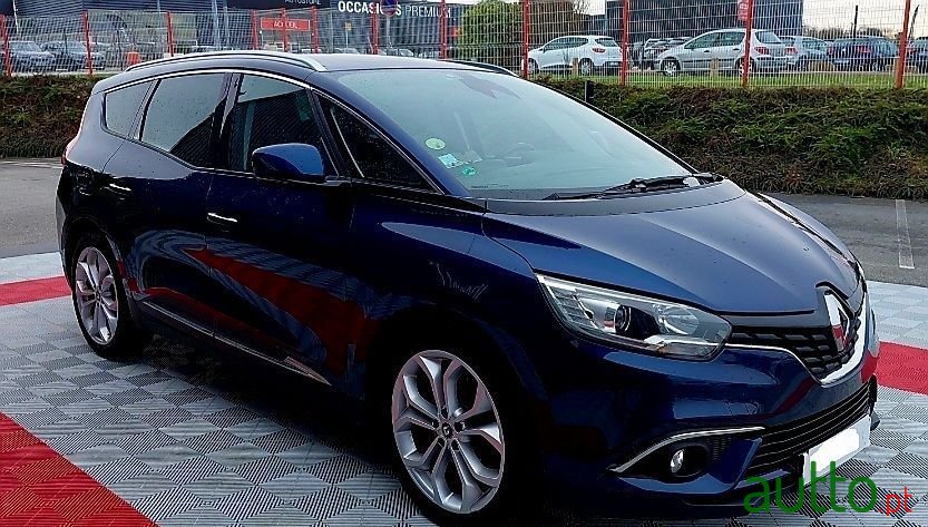 2018' Renault Grand Scenic photo #2