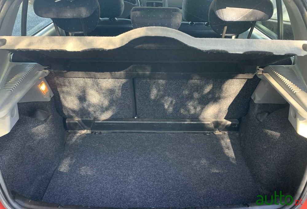 2002' Renault Clio photo #6