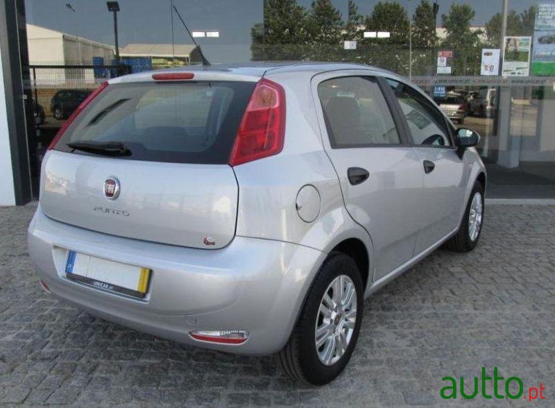 2015' Fiat Grande Punto photo #1