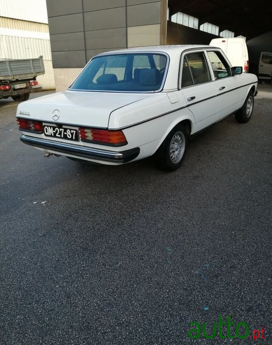 1987' Mercedes-Benz 240 photo #4