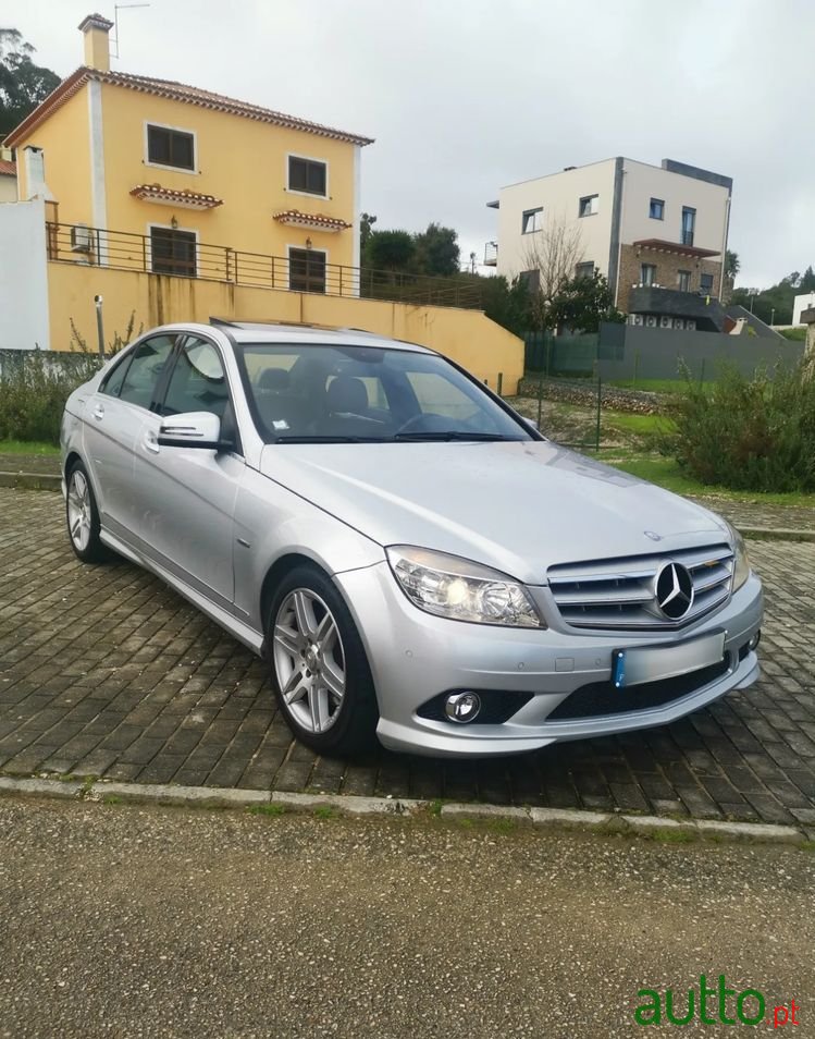 2009' Mercedes-Benz C 350 photo #2