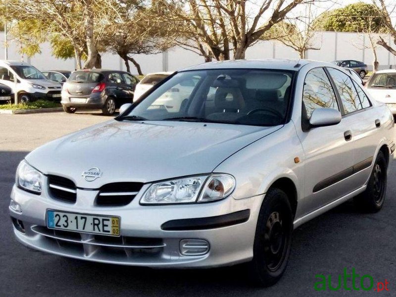 2001' Nissan Almera 1.4 Gx photo #2